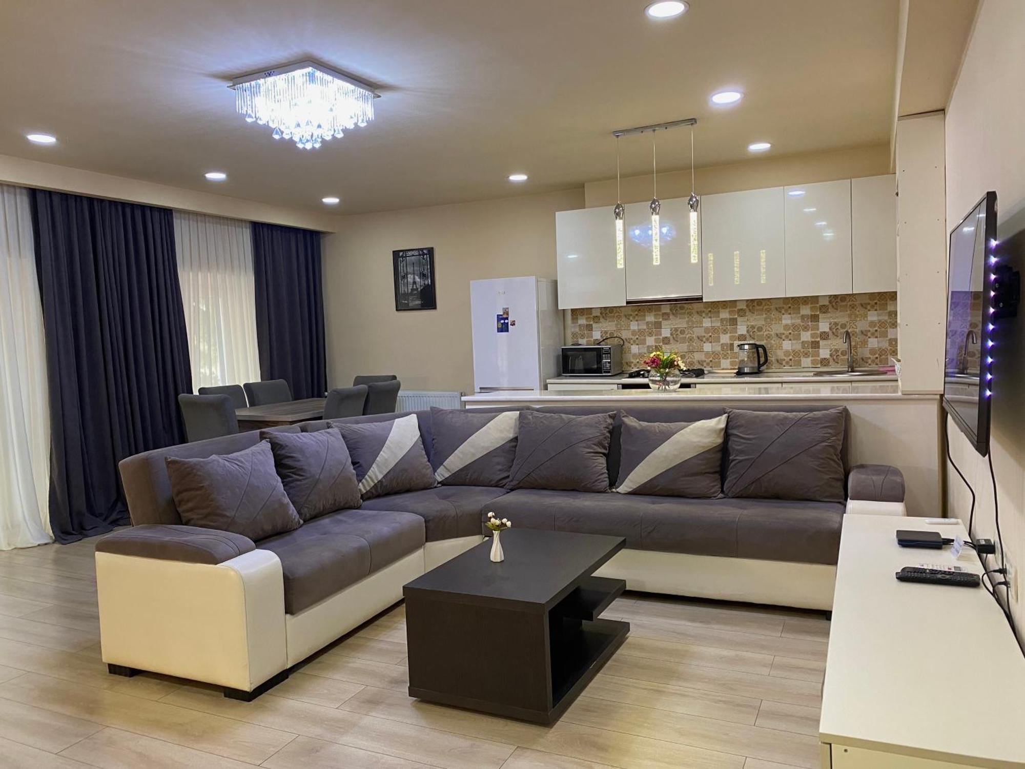 Zaav Apartment Tbilisi Esterno foto
