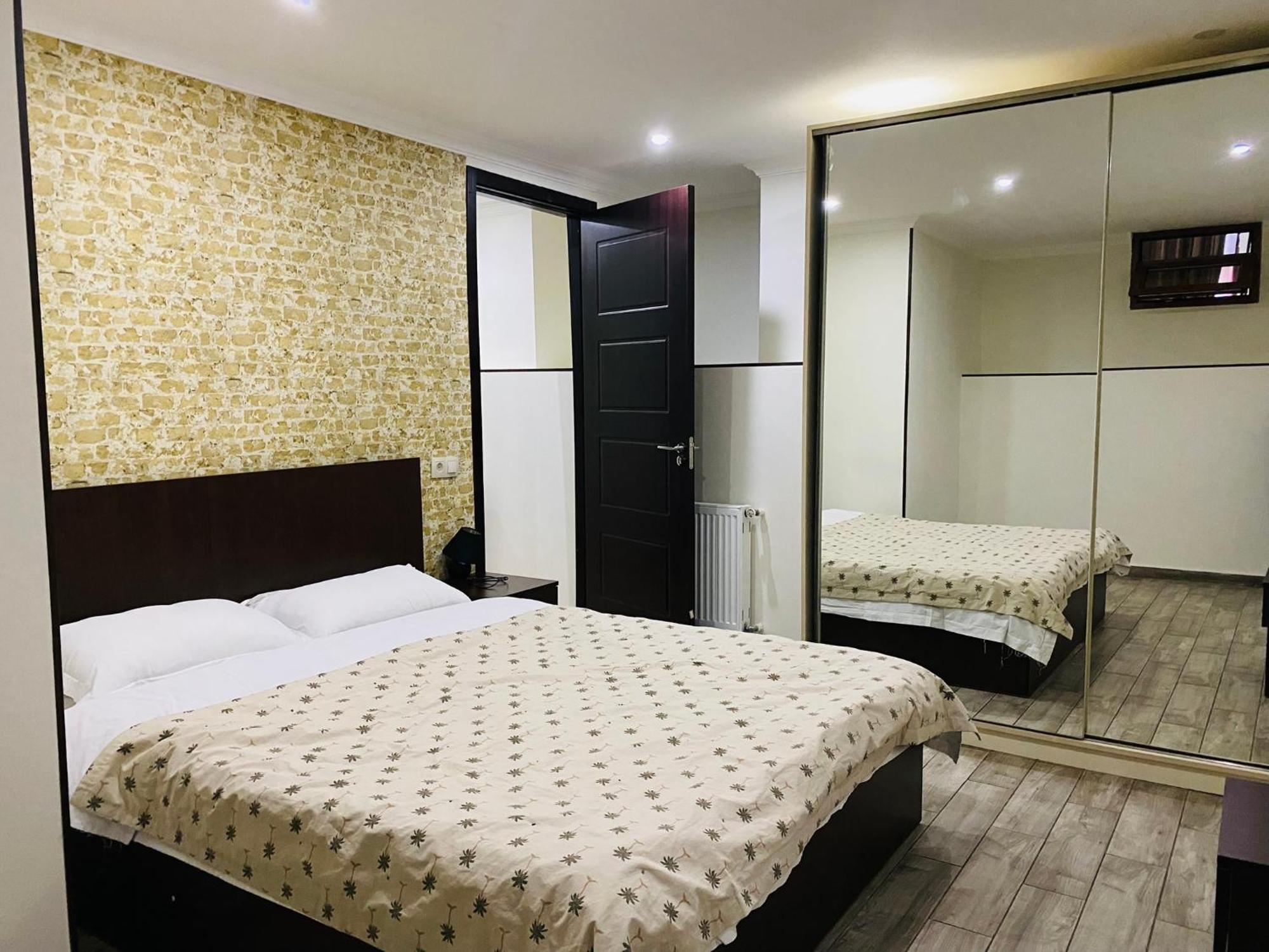 Zaav Apartment Tbilisi Esterno foto